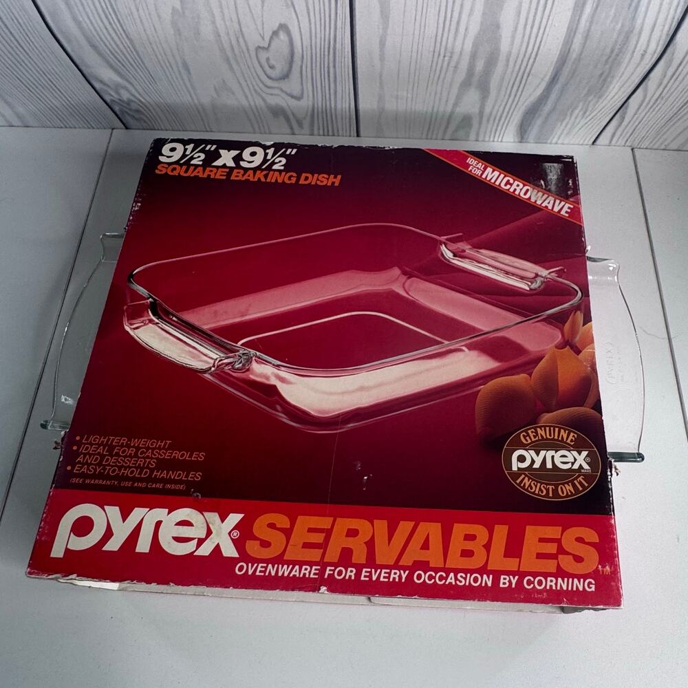 NOS Vintage Pyrex Servables 2 qt Clear Square Glass Baking Dish 9.5in 1984
